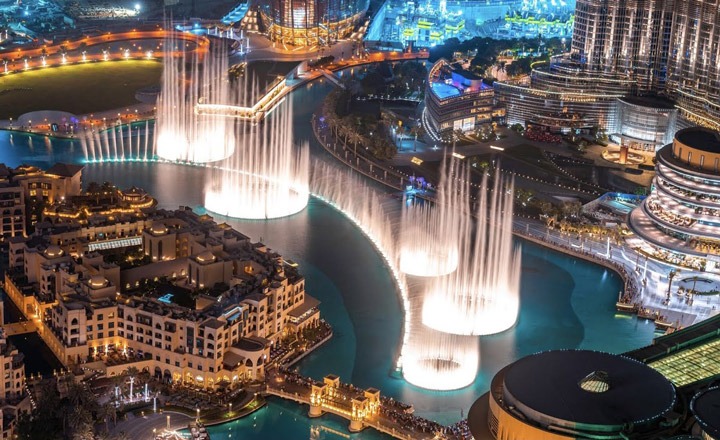 The Dubai Fountain in Dubai entertainment