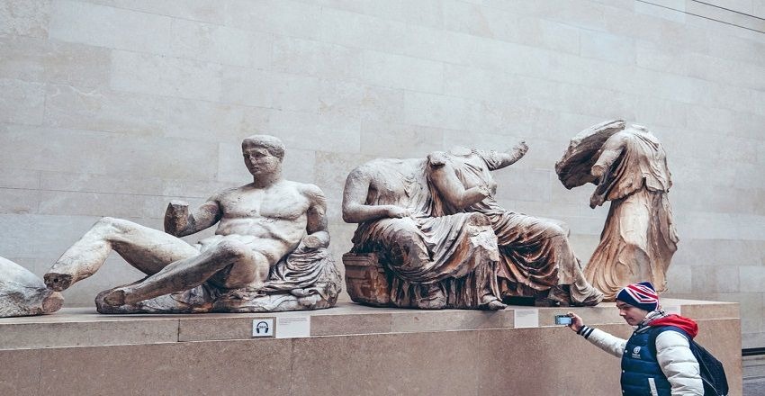 Parthenon statues