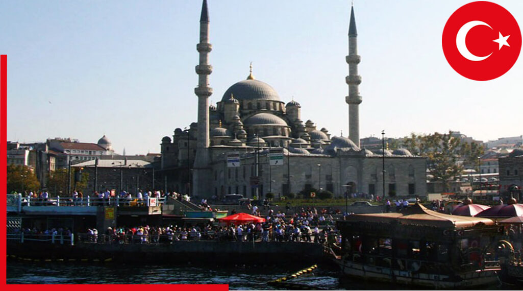 eminonu Wharf Istanbul - tourismassist