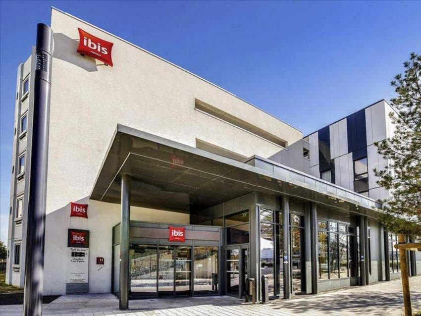 Paris Orly airport hotels